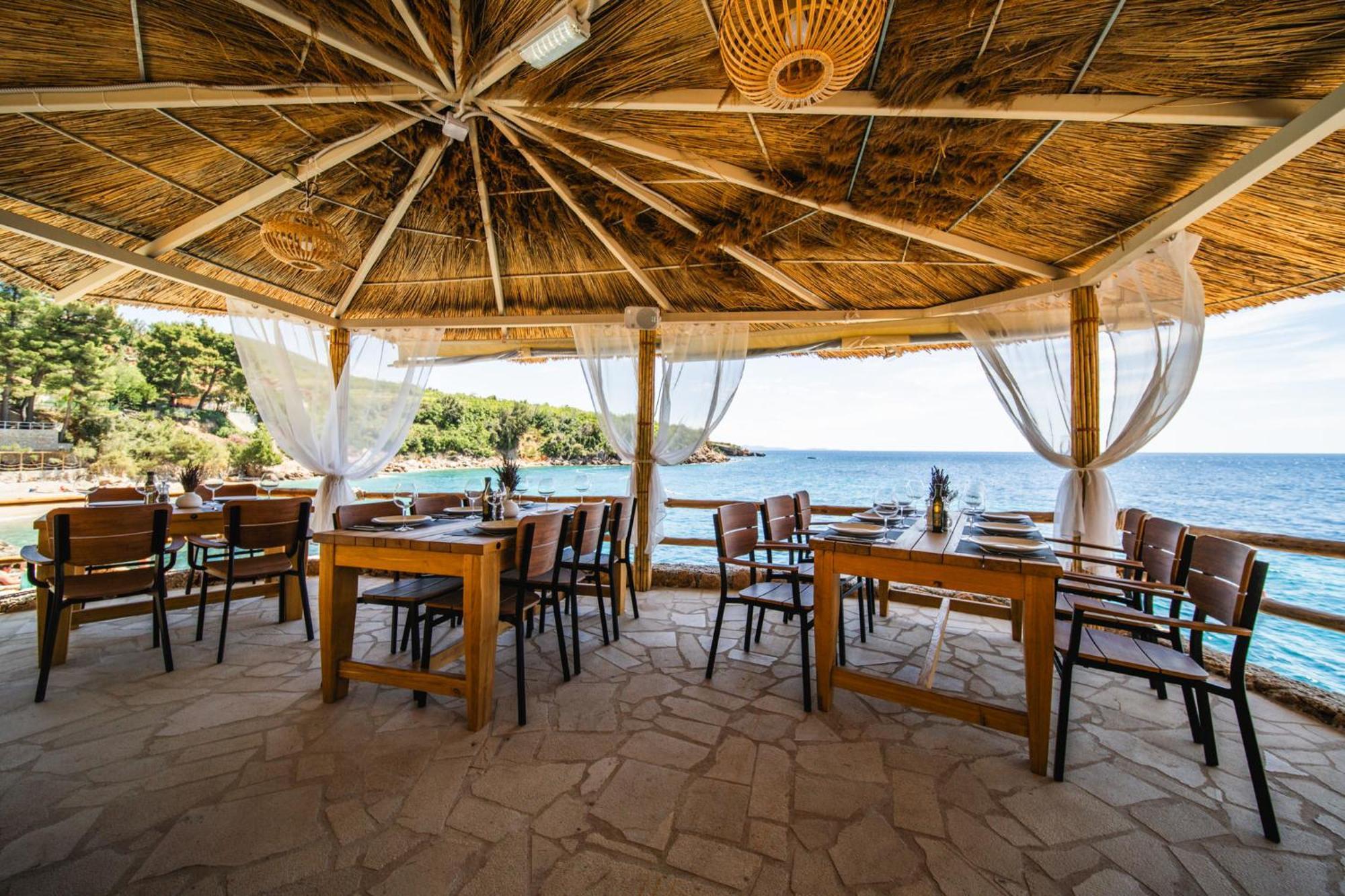 Wine Resort Adriatic Mikulic Orebić Exterior foto