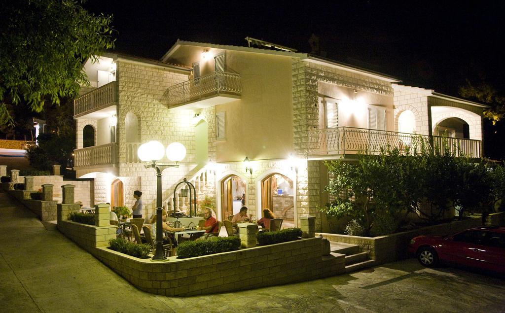 Wine Resort Adriatic Mikulic Orebić Exterior foto