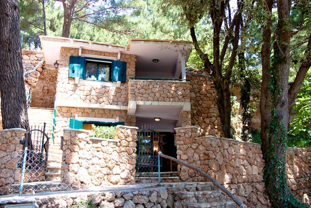 Wine Resort Adriatic Mikulic Orebić Exterior foto